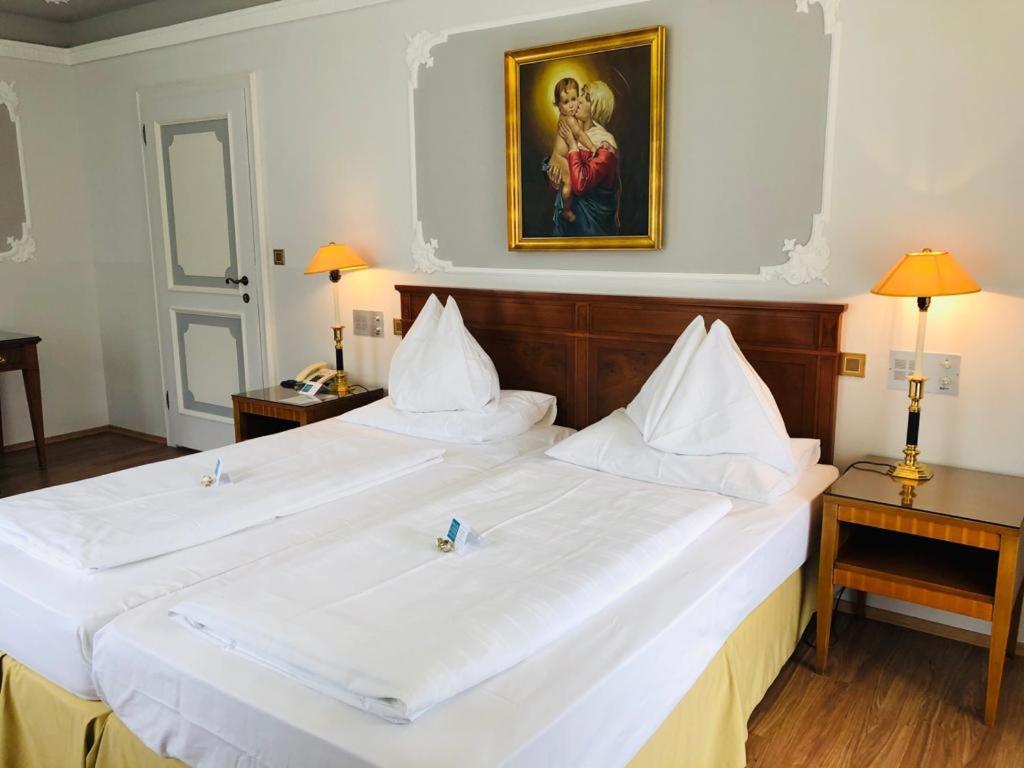 Schloss Kurhotel 施特罗布尔 外观 照片