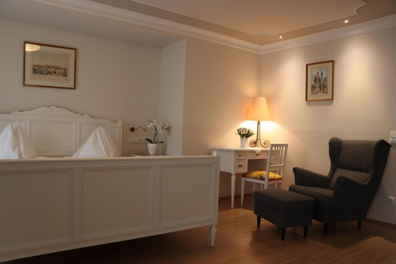 Schloss Kurhotel 施特罗布尔 外观 照片