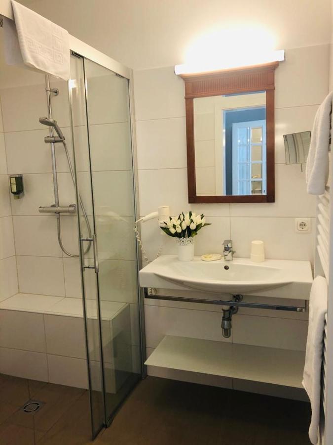 Schloss Kurhotel 施特罗布尔 外观 照片